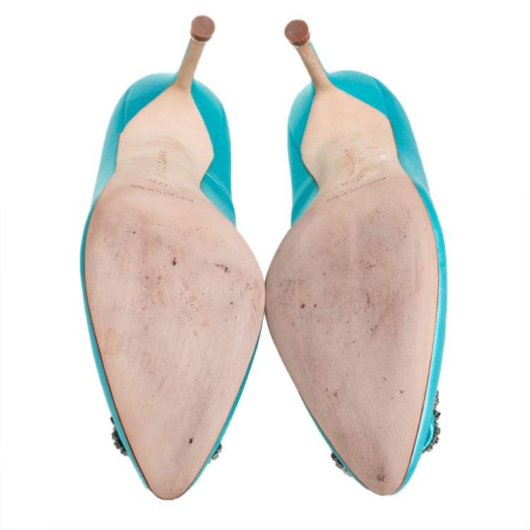 Pre Owned Manolo Blahnik Blue Satin Hangisi Pumps Size 37.5