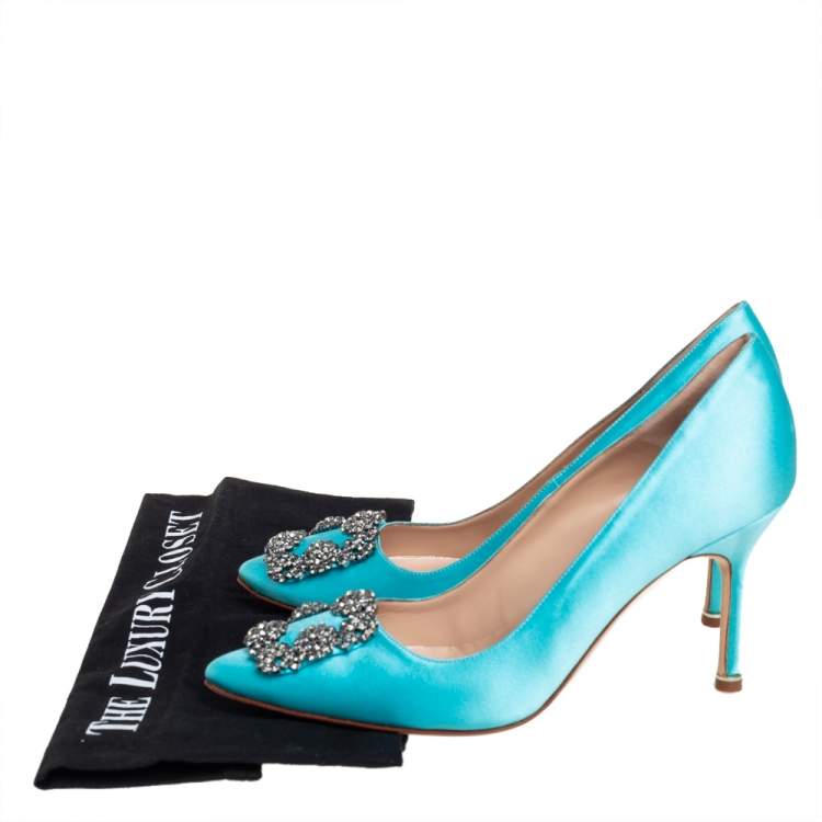 Pre Owned Manolo Blahnik Blue Satin Hangisi Pumps Size 37.5