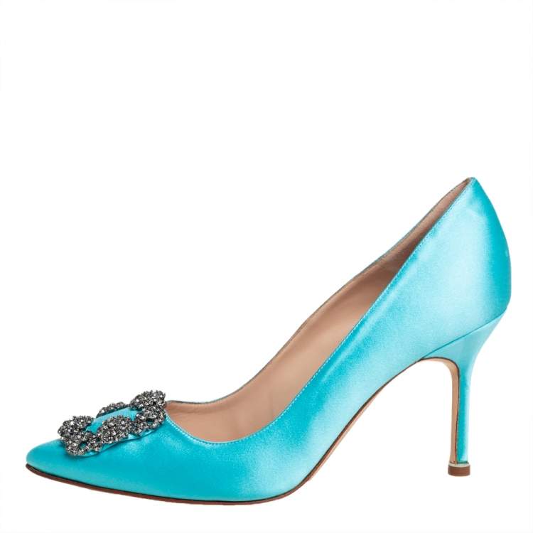 Pre Owned Manolo Blahnik Blue Satin Hangisi Pumps Size 37.5