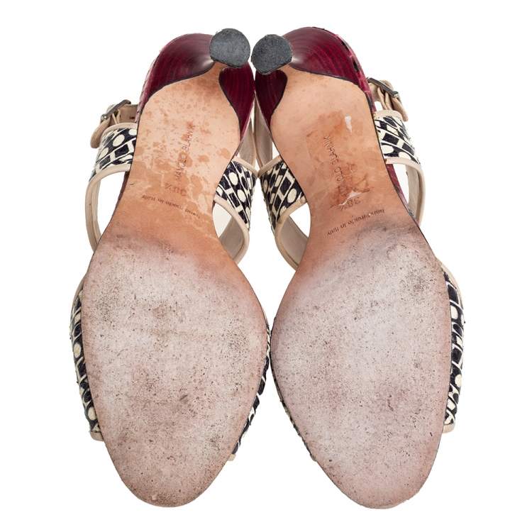 Pre Owned Manolo Blahnik Cream/Black Leather Ankle Strap Sandals Size 38.5