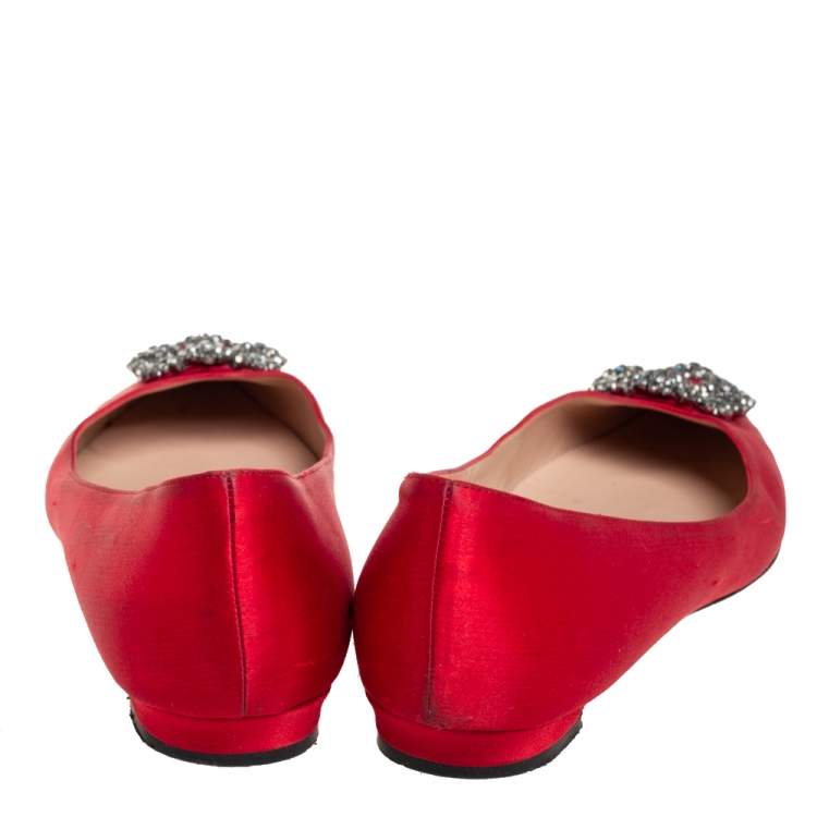 Pre Owned  Manolo Blahnik Red Satin Hangisi Crystal Embellishments Ballet Flats Size 38.5