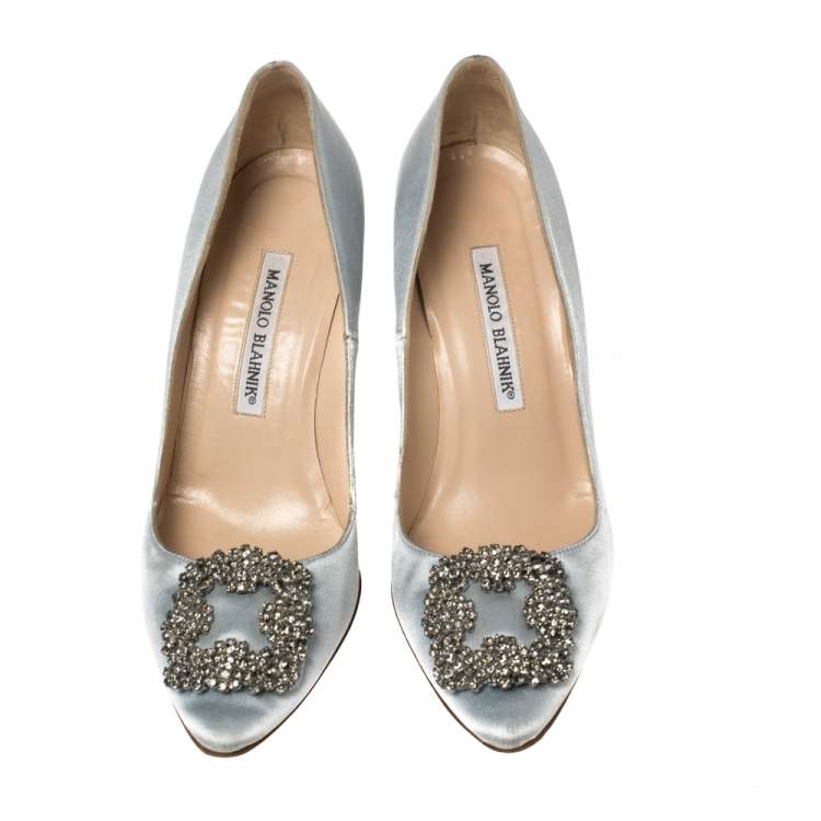 Pre Owned Manolo Blahnik Blue Satin Hangisi Pumps Size 37
