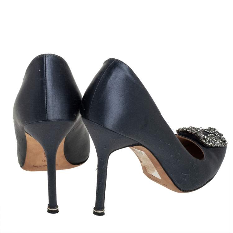 Pre Owned Manolo Blahnik Grey Satin Hangisi Embellished Pumps Size 38