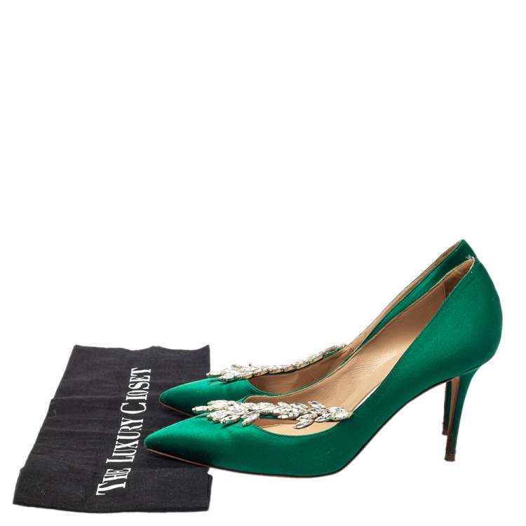 Pre Owned Manolo Blahnik Green Satin Nadira Pumps Size 37