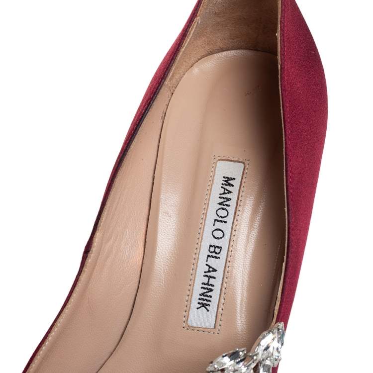 Pre Owned Manolo Blahnik Burgundy Satin Nadira Pointed Toe Pumps Size 38