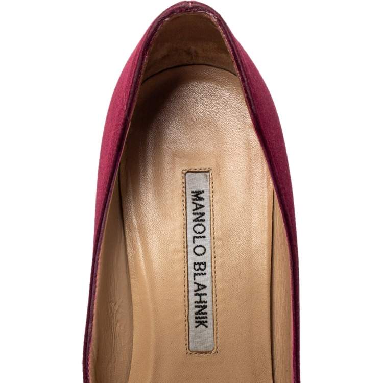 Pre Owned Manolo Blahnik Burgundy Satin Hangisi  Pumps Size 37