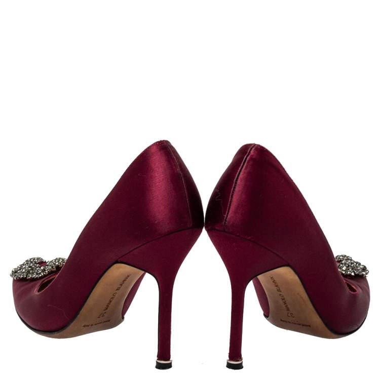 Pre Owned Manolo Blahnik Burgundy Satin Hangisi  Pumps Size 37