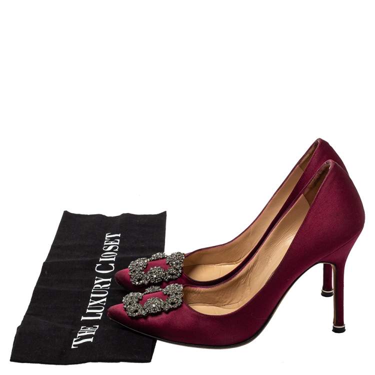 Pre Owned Manolo Blahnik Burgundy Satin Hangisi  Pumps Size 37