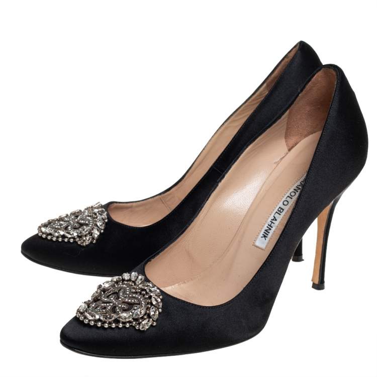 Pre Owned Manolo Blahnik Black Satin Okkava Crystal Embellished Pumps Size 38.5