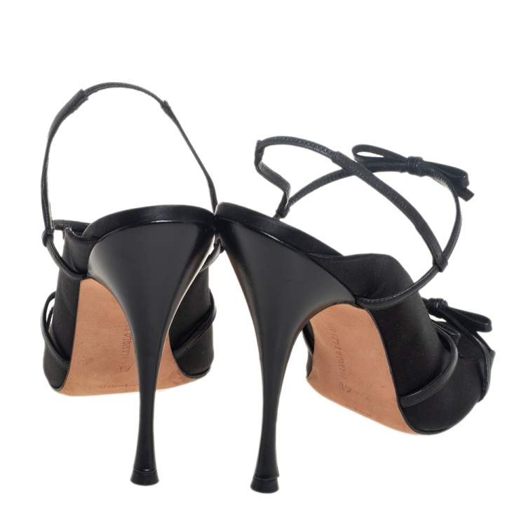 Pre Owned Manolo Blahnik Black Leather Bow Sandals Size 40
