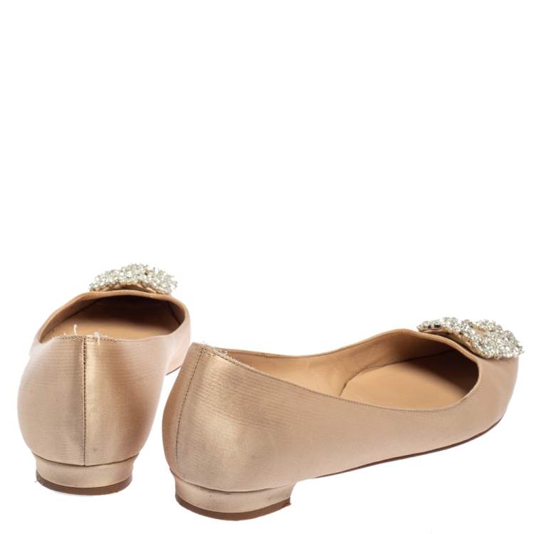 Pre Owned Manolo Blahnik Beige Satin Hangisi Ballet Flats Size 39