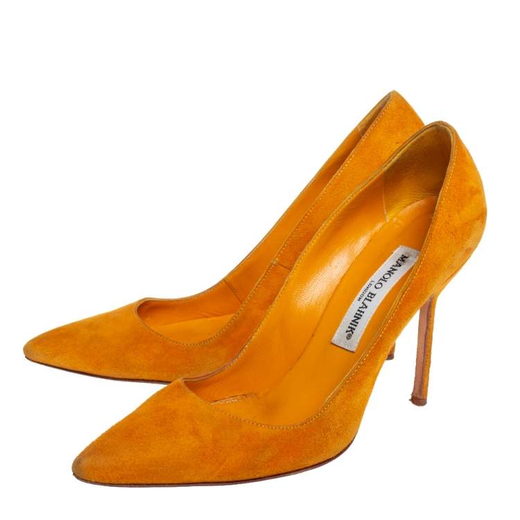 Pre Owned Manolo Blahnik Yellow Suede BB Pointed Toe Pumps Size 36