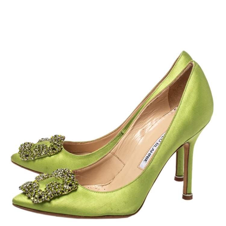 Pre Owned Manolo Blahnik Green Satin Hangisi Pumps Size 35