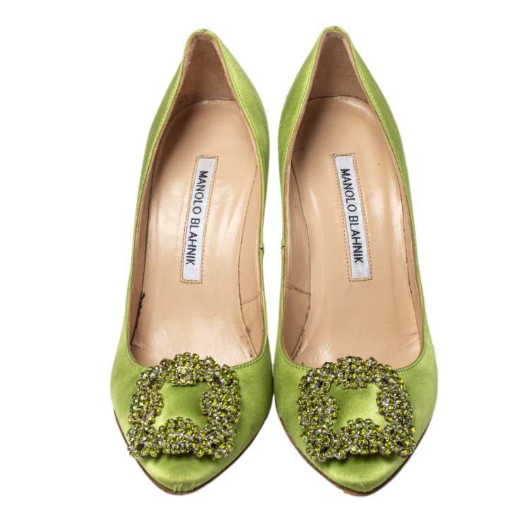 Pre Owned Manolo Blahnik Green Satin Hangisi Pumps Size 35