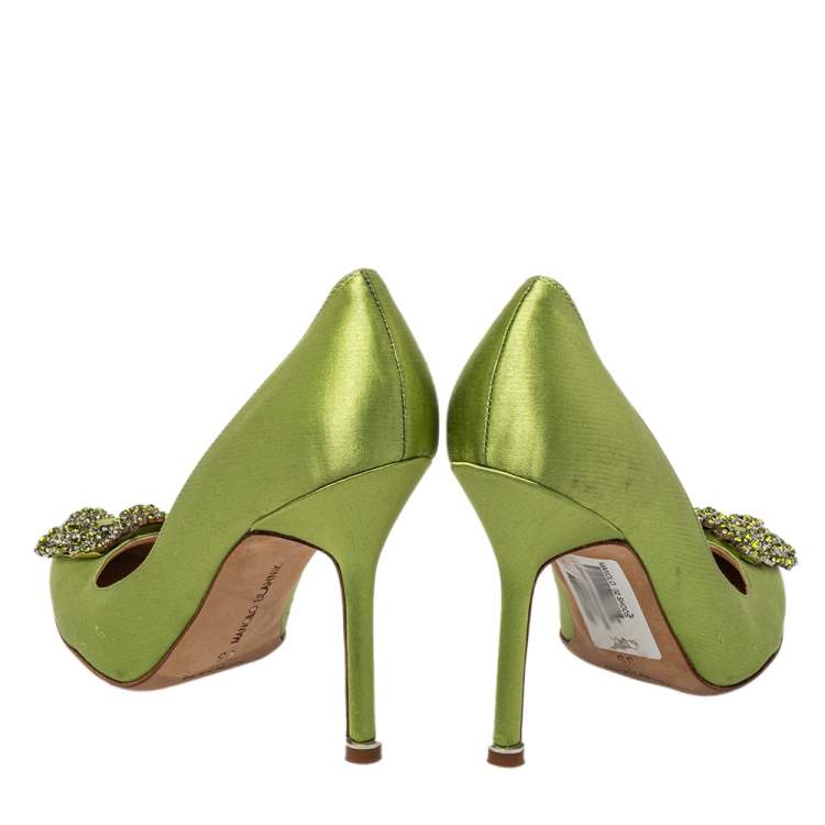 Pre Owned Manolo Blahnik Green Satin Hangisi Pumps Size 35