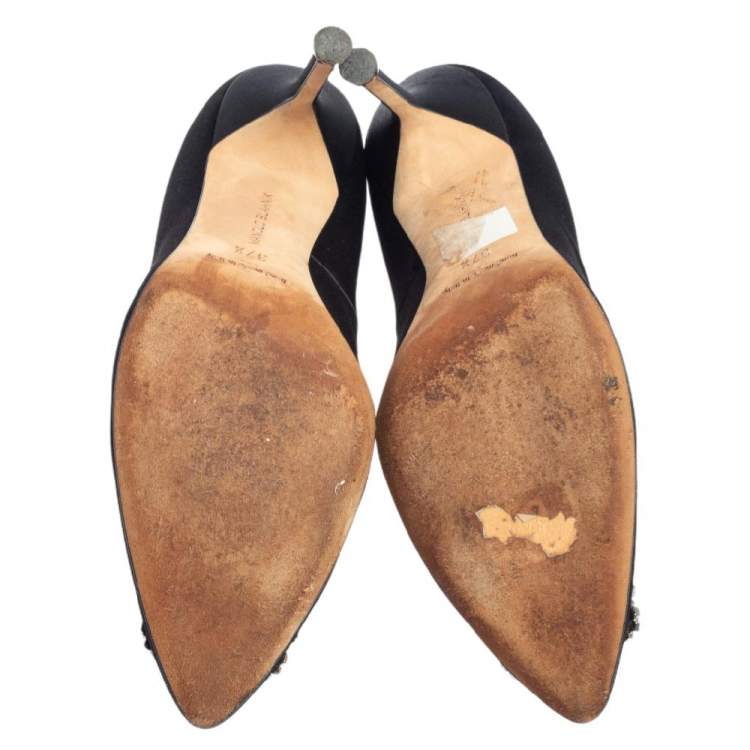 Pre Owned Manolo Blahnik Black Satin Hangisi Embellished Pointed Toe Pumps Size 37.5