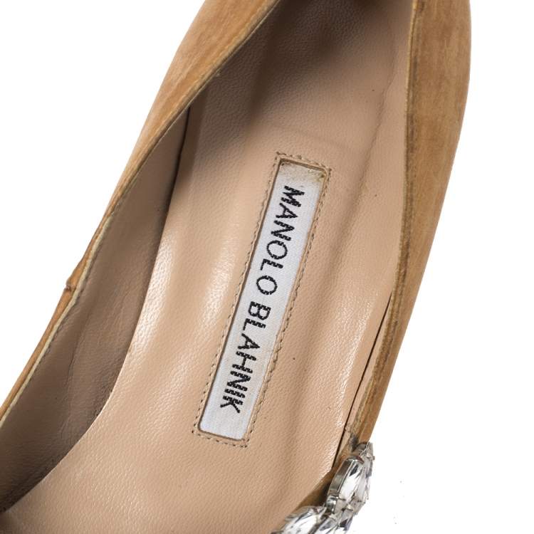 Pre Owned Manolo Blahnik Gold Satin Nadira Crystal Embellished Pointed Toe Pumps Size 37