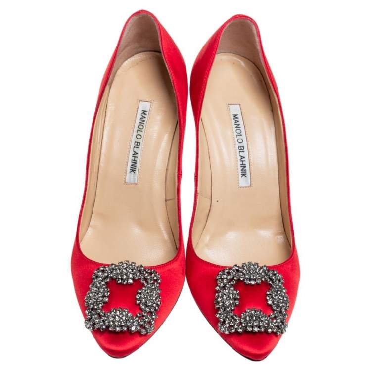 Pre Owned Manolo Blahnik Red Satin Hangisi Embellished Pointed Toe Pumps Size 38.5