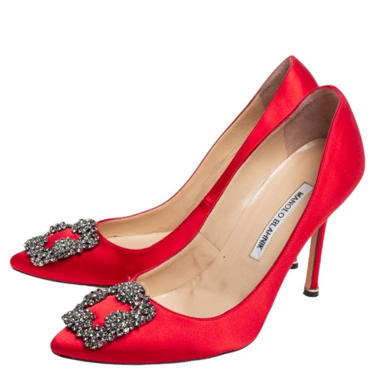 Pre Owned Manolo Blahnik Red Satin Hangisi Embellished Pointed Toe Pumps Size 38.5