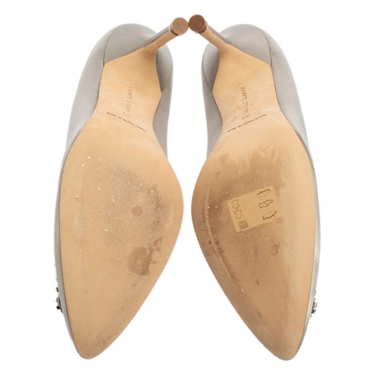 Pre Owned Manolo Blahnik Grey Satin Hangisi  Pumps Size 39