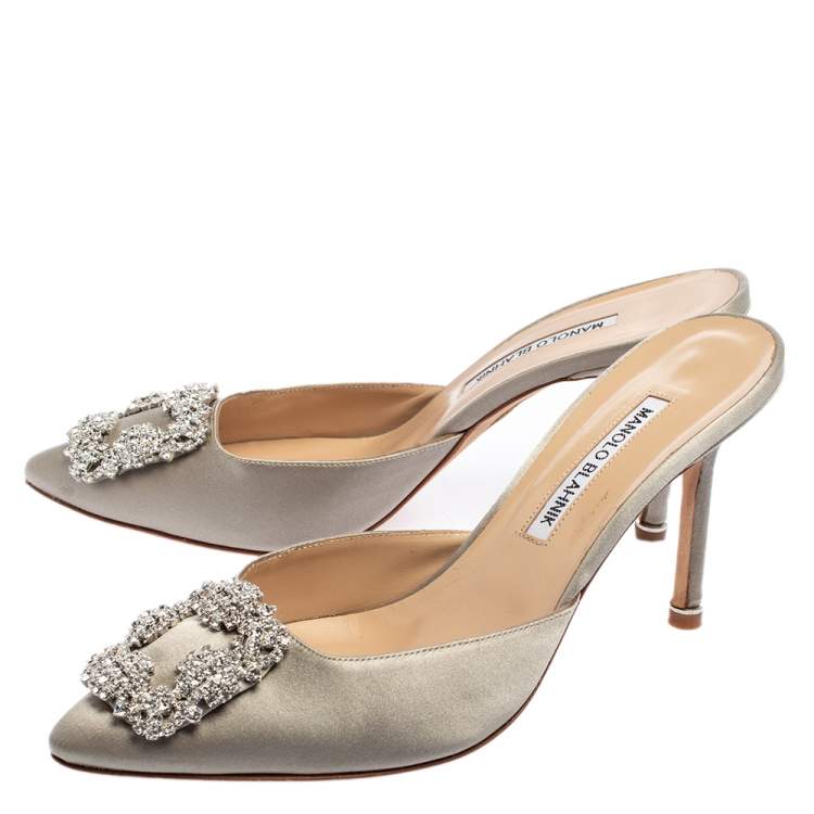 Pre Owned Manolo Blahnik Grey Satin Hangisi Pointed Toe Mules Size 38