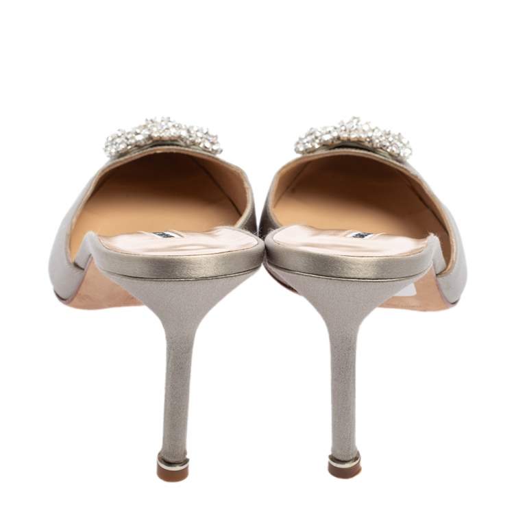 Pre Owned Manolo Blahnik Grey Satin Hangisi Pointed Toe Mules Size 38