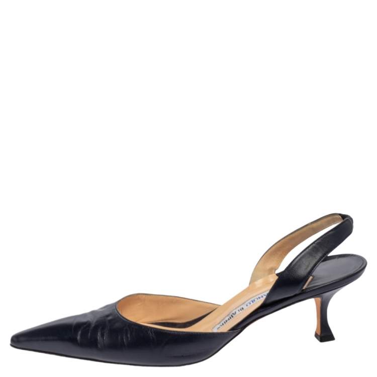 Pre Owned Manolo Blahnik Navy Leather Carolyne Pointed Toe Slingback Sandals Size 42
