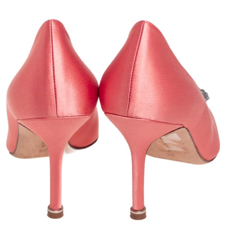 Pre Owned Manolo Blahnik Pink  Satin Hangisi Pumps Size 35