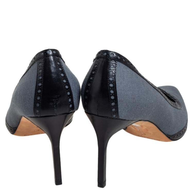 مملوكة مسبقًا Manolo Blahnik Grey Canvas Brogue Trim Pointed Toe Pumps Size 40