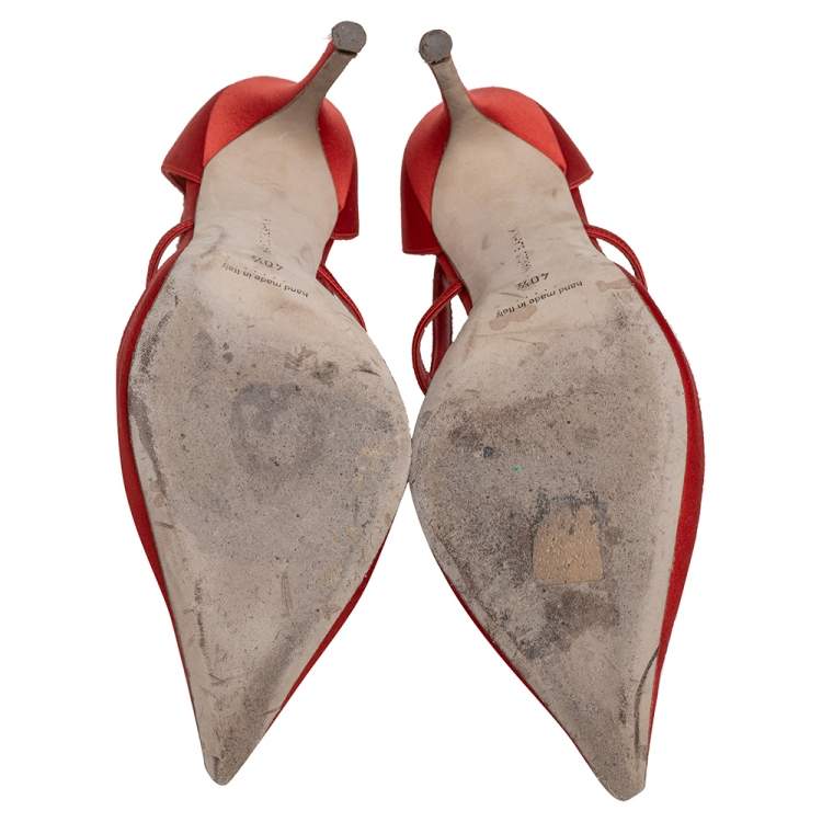 Pre Owned Manolo Blahnik Red Satin Lala Pointed Toe Pumps Size 40.5