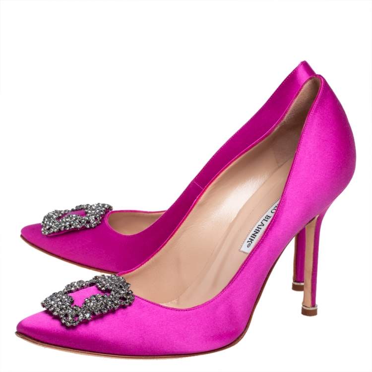 Pre Owned Manolo Blahnik Magenta Satin Hangisi Pumps Size 40