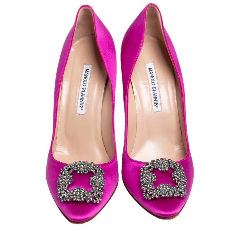 Pre Owned Manolo Blahnik Magenta Satin Hangisi Pumps Size 40