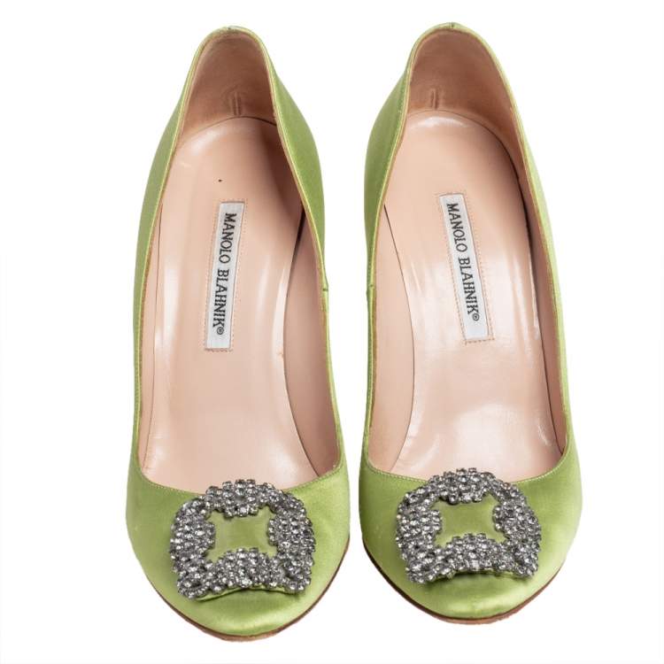 Pre Owned Manolo Blahnik Neon Green Satin Hangisi Pumps Size 39