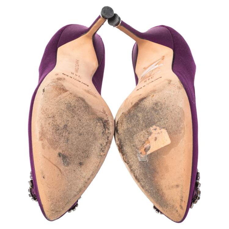 Pre Owned Manolo Blahnik Purple Satin Hangisi Pumps Size 34.5