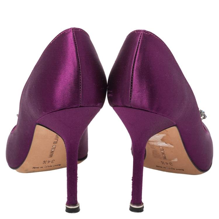 Pre Owned Manolo Blahnik Purple Satin Hangisi Pumps Size 34.5