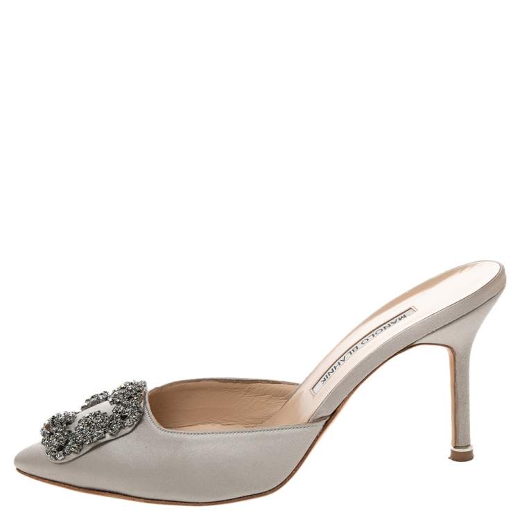 Pre Owned Manolo Blahnik Grey Satin Hangisi Slide Mules Size 37.5