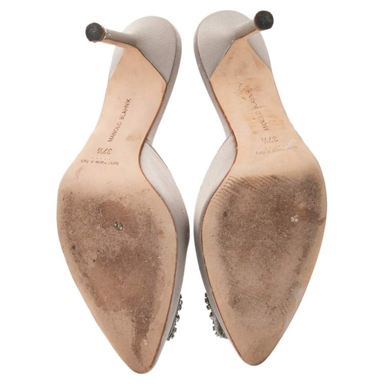 Pre Owned Manolo Blahnik Grey Satin Hangisi Slide Mules Size 37.5