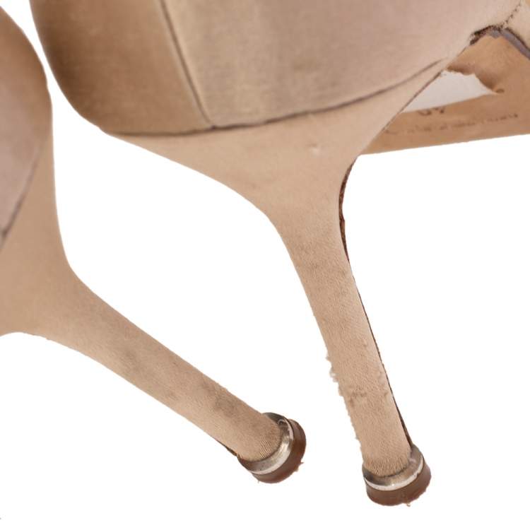 Pre Owned Manolo Blahnik Nude Beige Satin Hangisi D' Orsay Pumps Size 40
