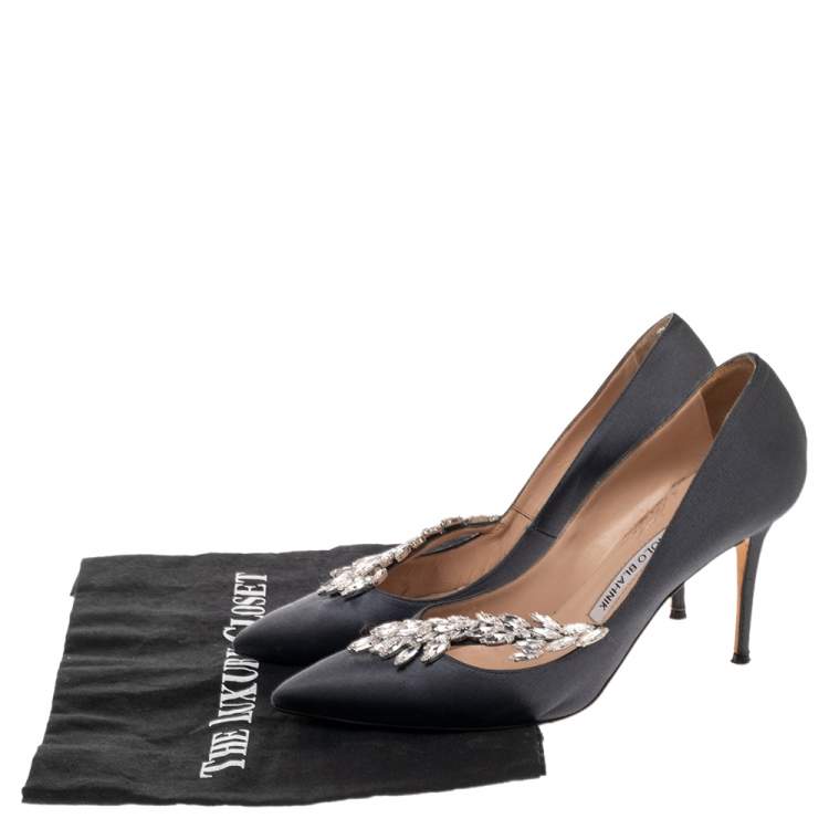 Pre Owned Manolo Blahnik Metallic Grey Satin Nadira Pointed Toe Pumps Size 36.5