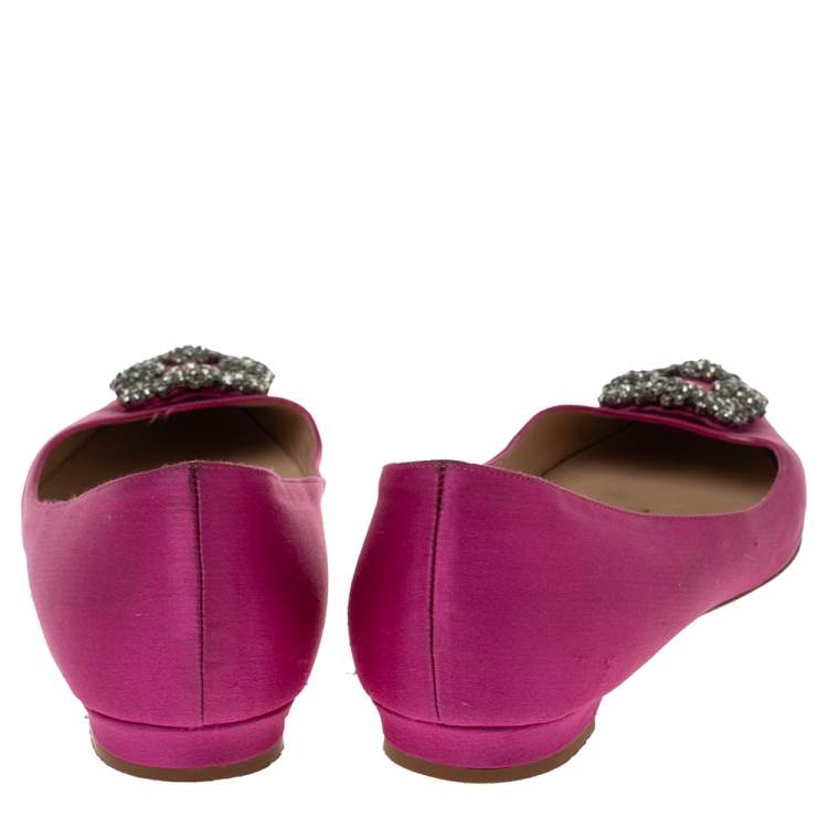Pre Owned Manolo Blahnik Pink Satin Hangisi Crystal Embellished Ballet Flats Size 38.5