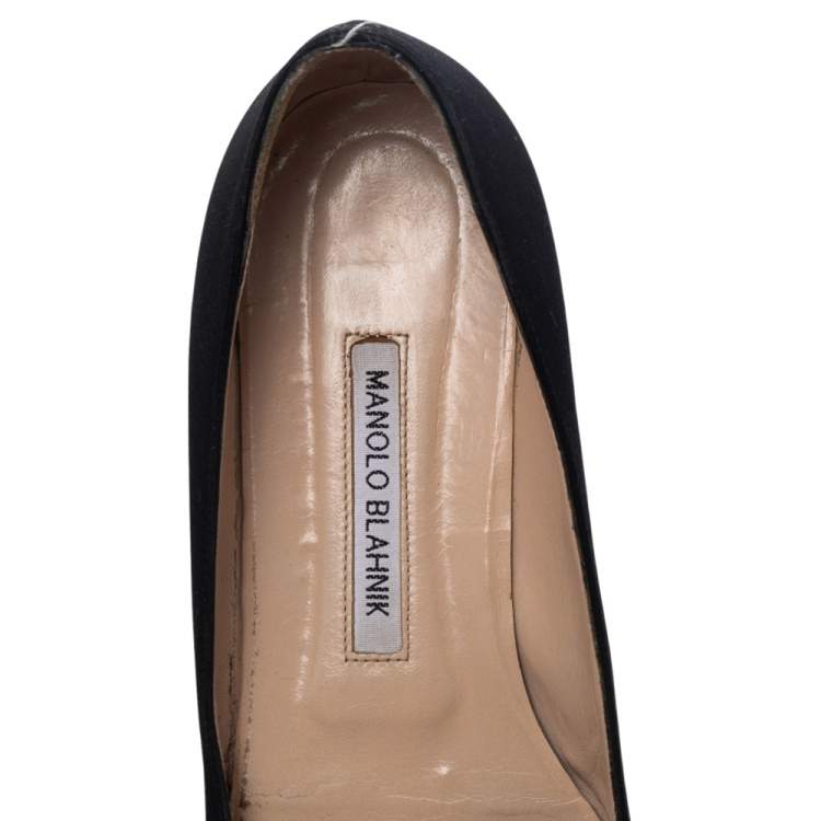 Pre Owned Manolo Blahnik Black Satin Hangisi Ballet Flats Size 38.5