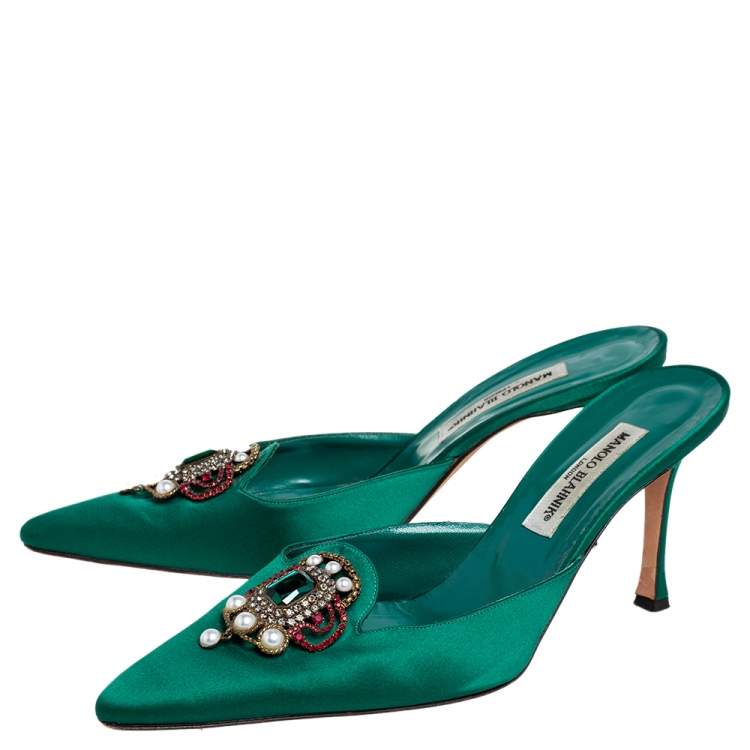 Pre Owned Manolo Blahnik Green Eufrasia Mule Sandals Size 42