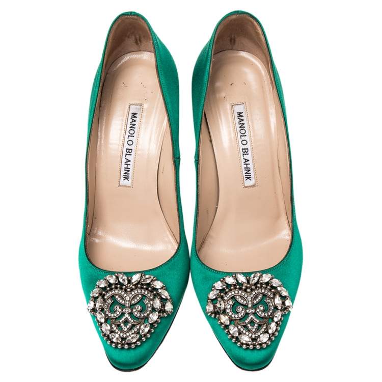 Pre Owned  Manolo Blahnik Green Satin Okkaava Emerald Pumps Size 36.5