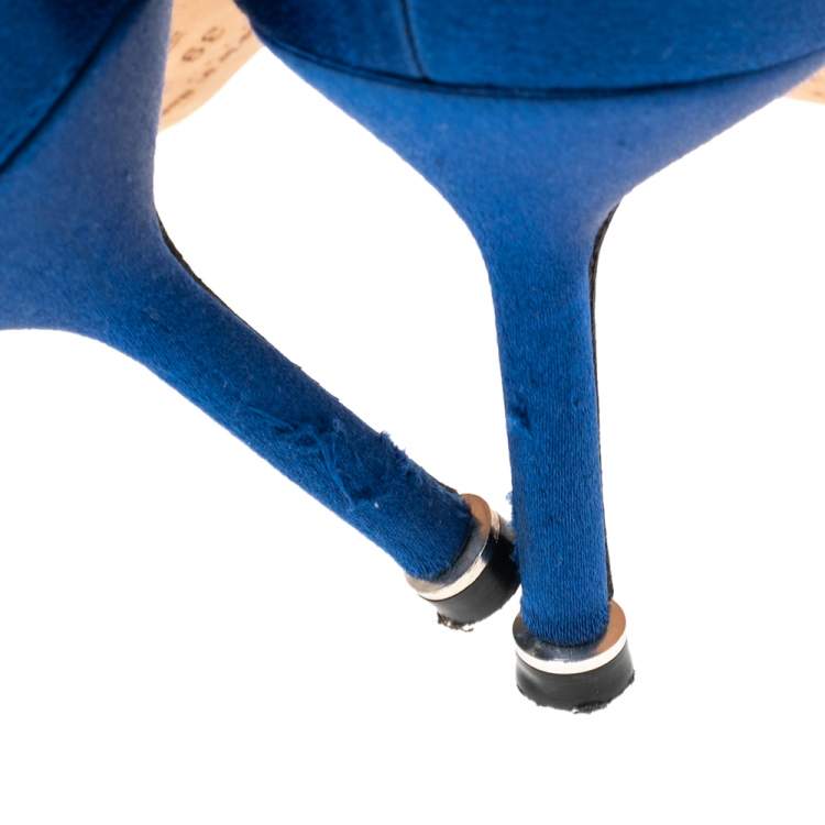 Pre Owned Manolo Blahnik Blue Satin Hangisi Pumps Size 39