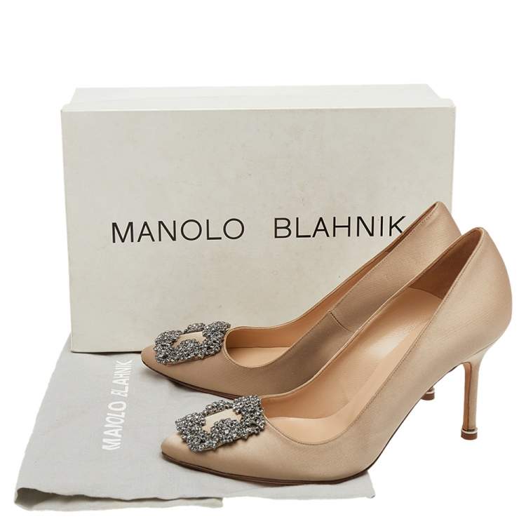 Pre Owned Manolo Blahnik Beige Satin Hangisi Pumps Size 36.5