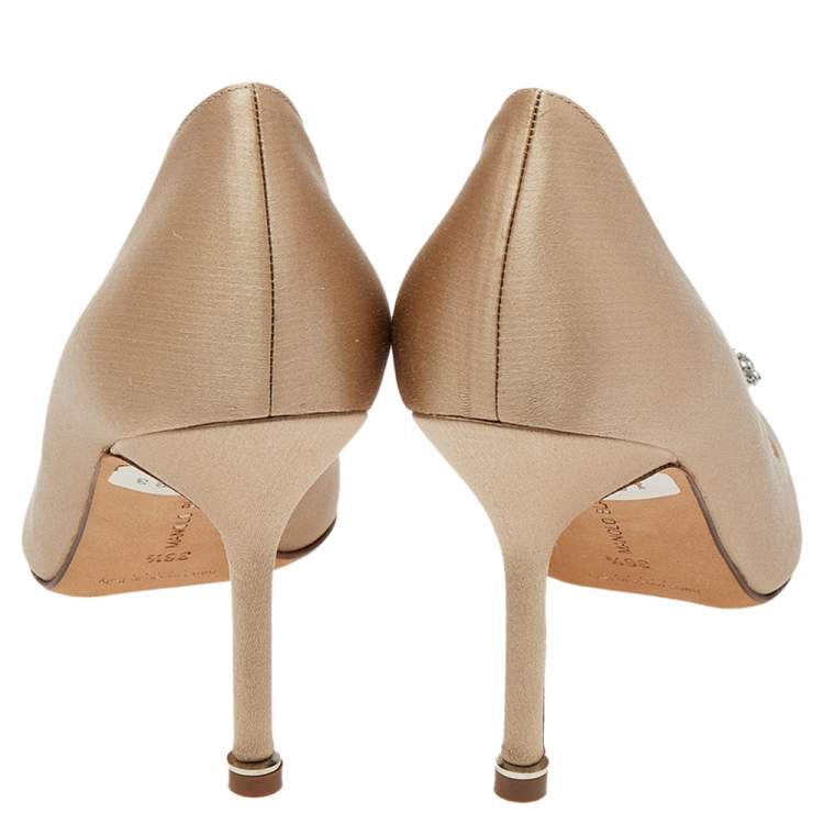 Pre Owned Manolo Blahnik Beige Satin Hangisi Pumps Size 36.5