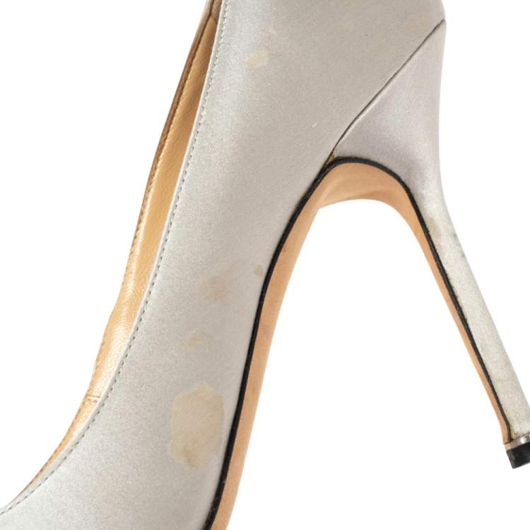 Pre Owned Manolo Blahnik Grey Satin Hangisi  Pumps Size 40.5