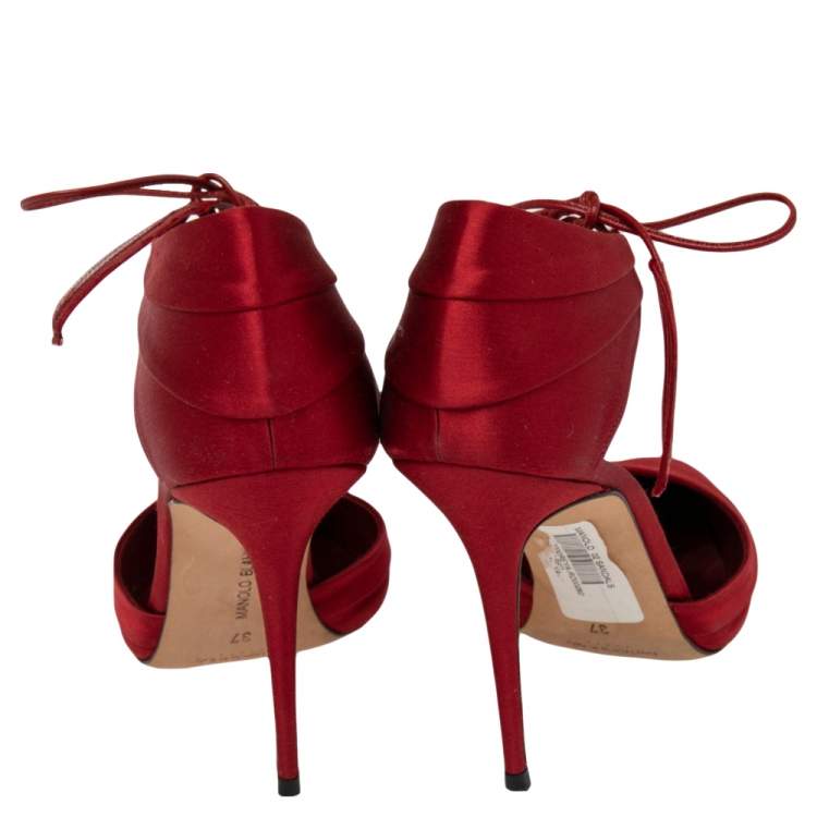 Pre Owned Manolo Blahnik Red Satin Reya Pleated Pointed Toe Ankle Wrap Pumps Size 37