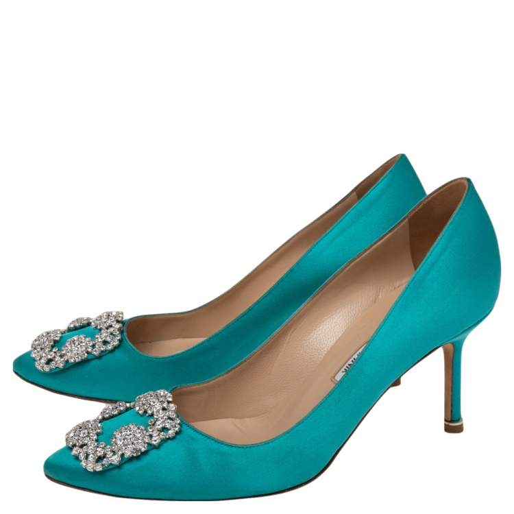 Pre Owned Manolo Blahnik Green Satin Hangisi Crystal Embellished Pumps Size 38