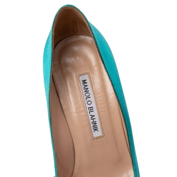 Pre Owned Manolo Blahnik Green Satin Hangisi Crystal Embellished Pumps Size 38